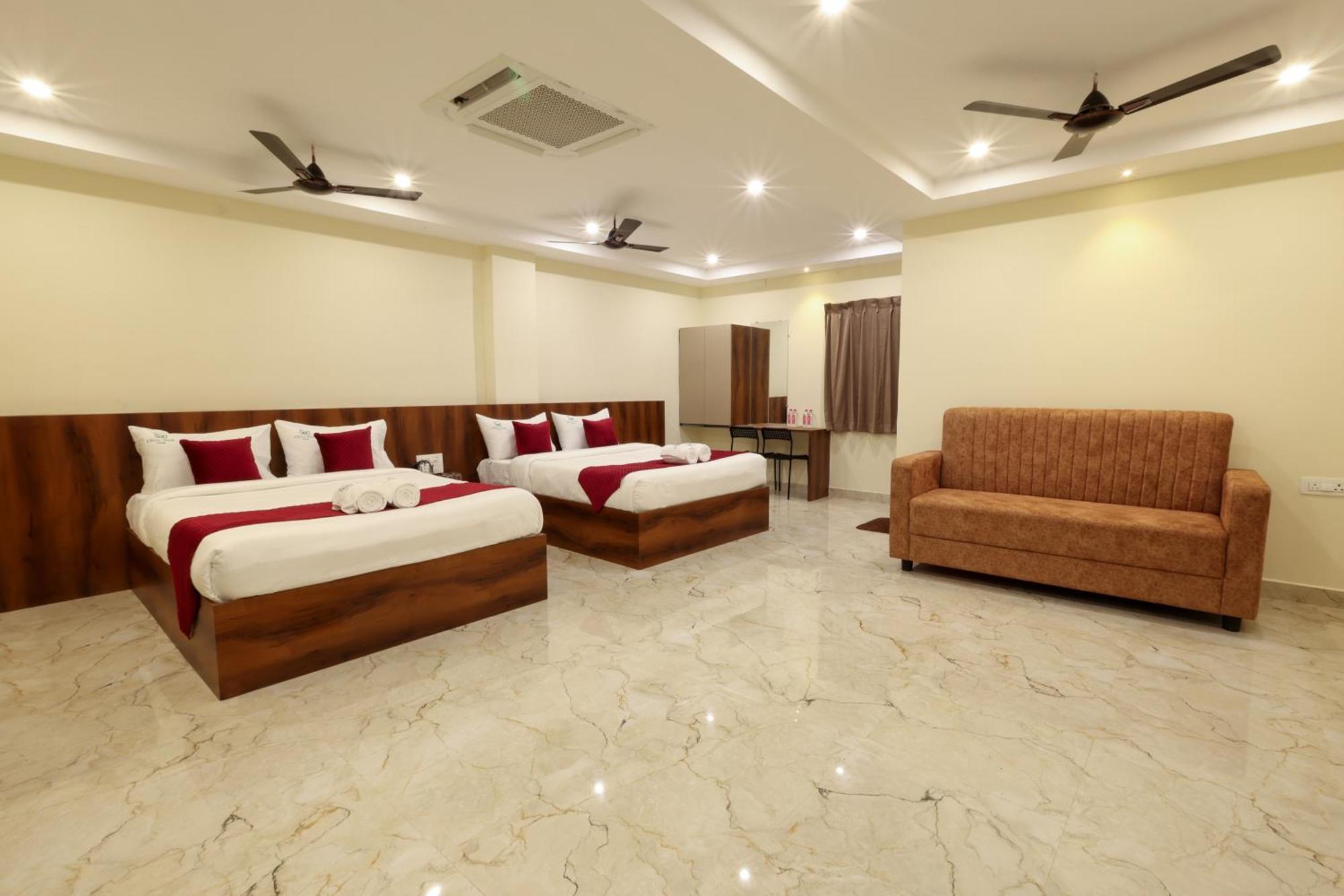 Olive Nest- Tirupati Bus Stand- 300 Meters, Railway Station- 400 Meters Hotel Kültér fotó